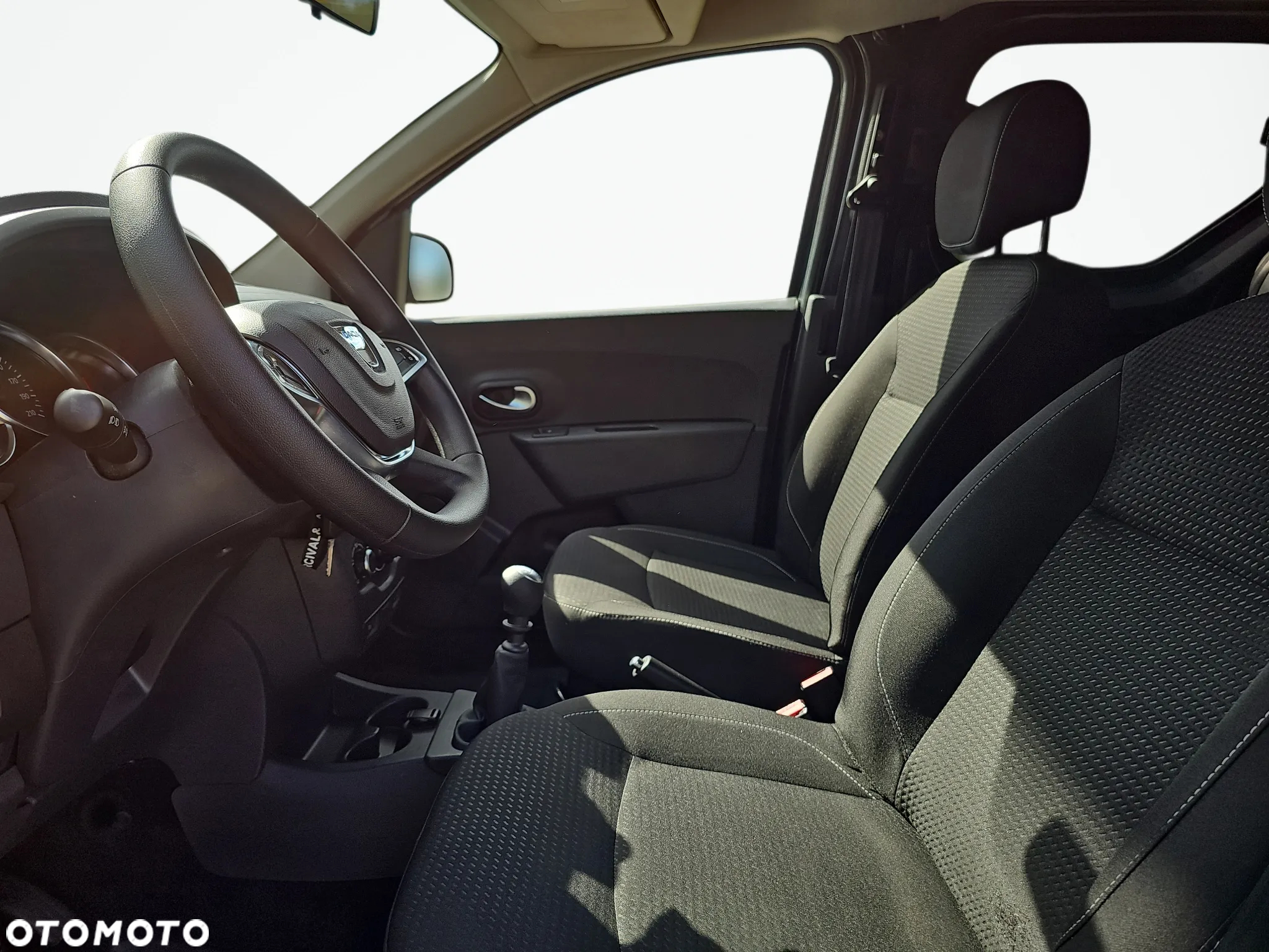 Dacia Dokker 1.5 Blue dCi Laureate - 12