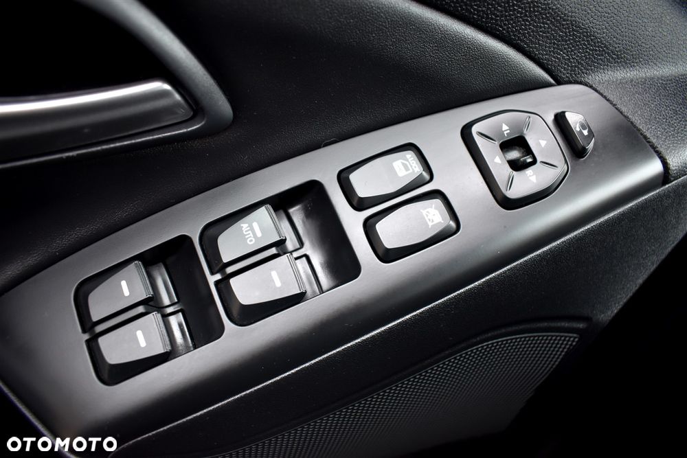 Hyundai ix35 2.0 GDI Premium 2WD - 29