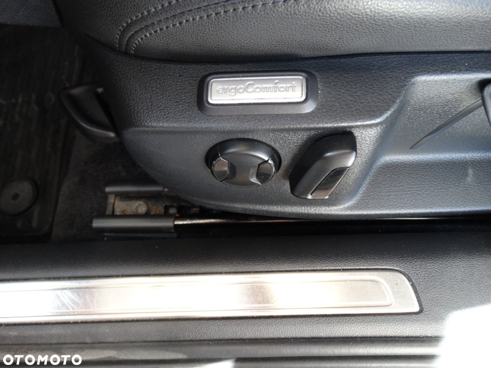 Volkswagen Passat - 22