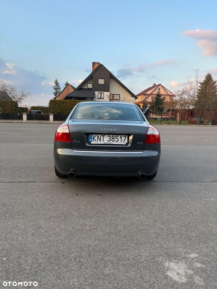 Audi A4 Limousine 3 - 6