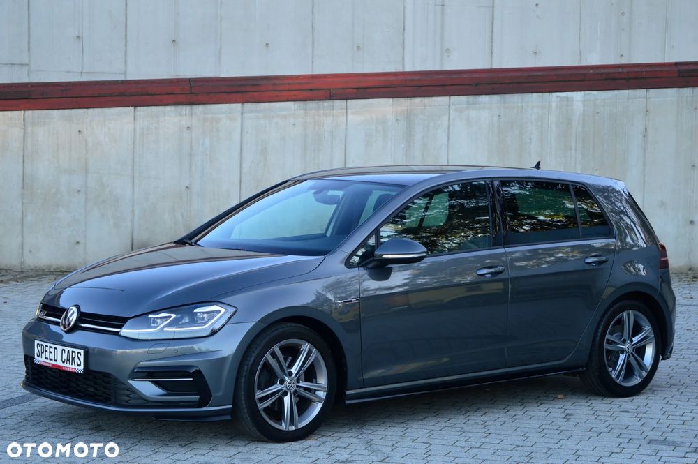 Volkswagen Golf 1.5 TSI OPF R-Line - 1