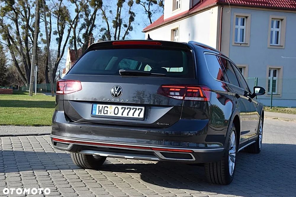 Volkswagen Passat Alltrack 2.0 TDI SCR DSG 4Motion - 4