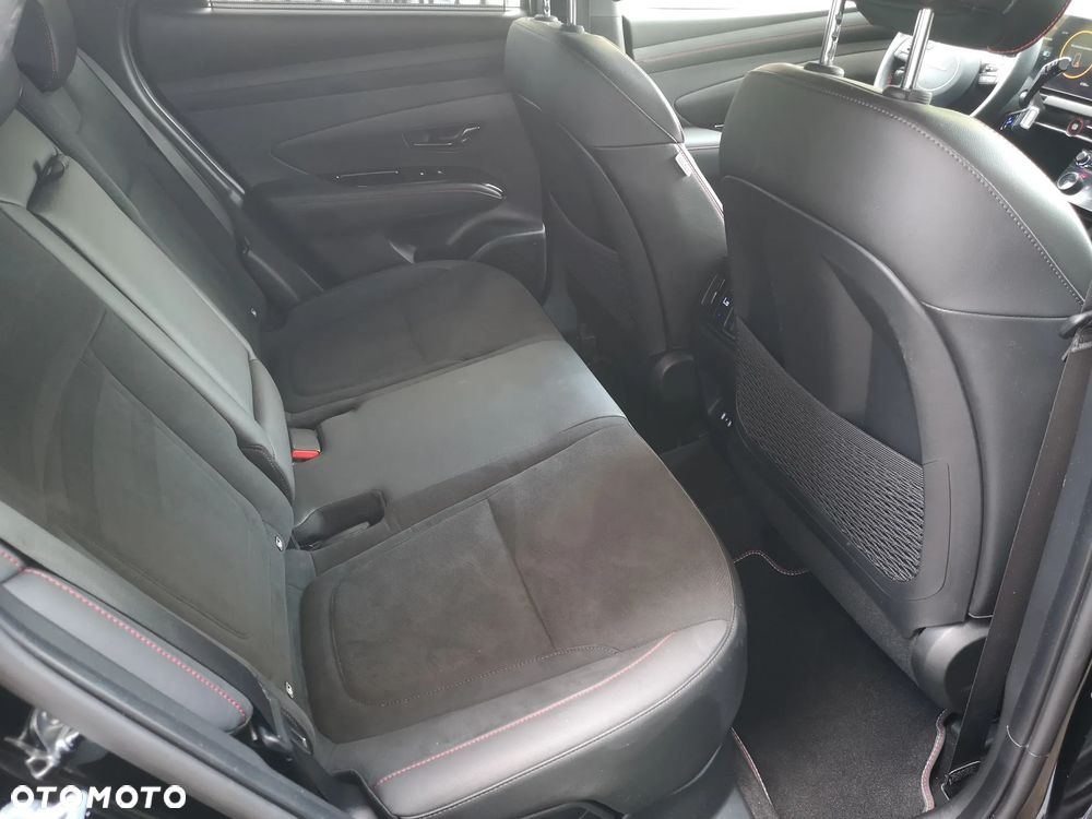 Hyundai Tucson 1.6 T-GDi HEV N-Line 4WD - 33