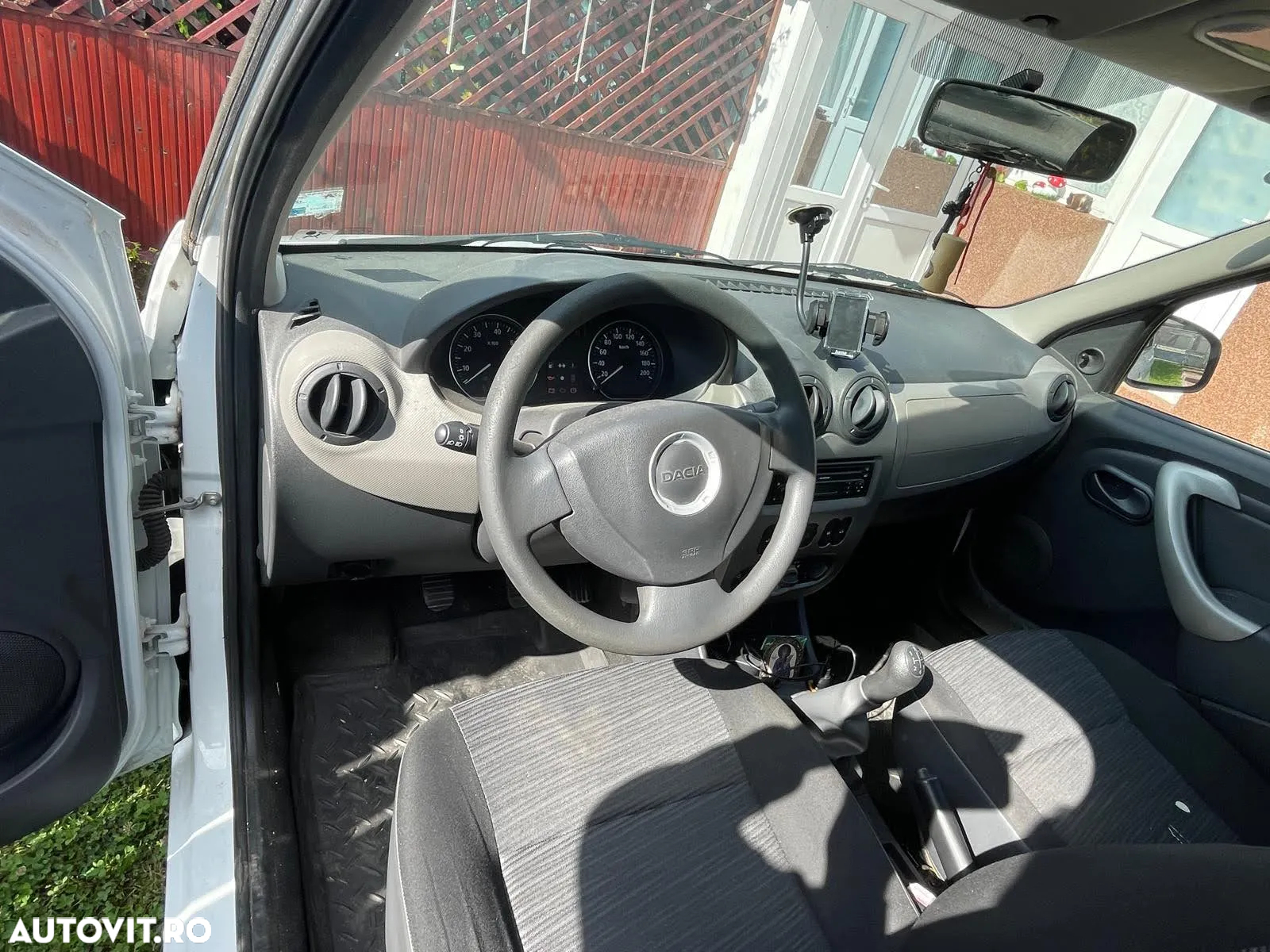 Dacia Logan 1.4 MPI - 15