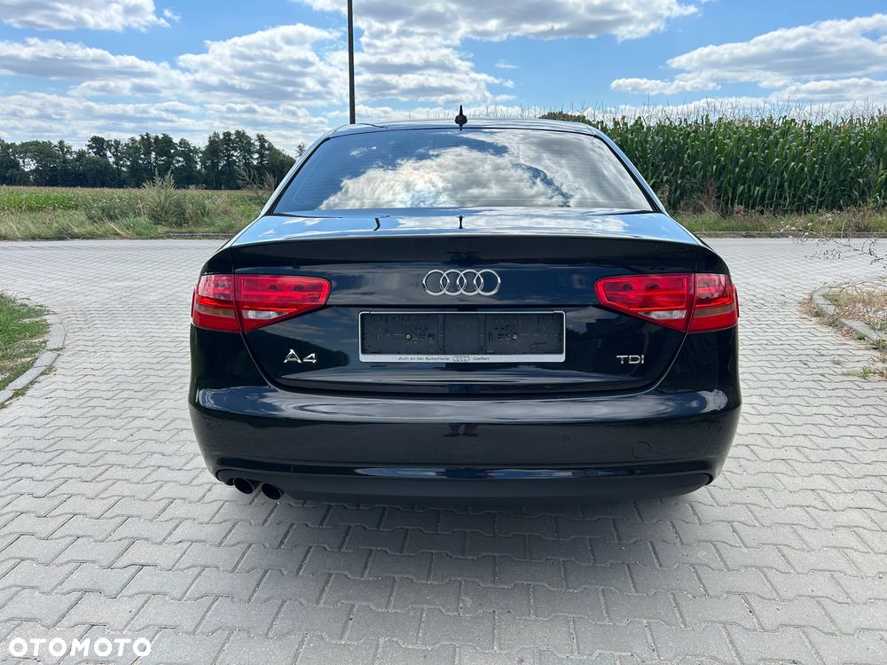 Audi A4 Limousine 2.0 TDI DPF Ambiente - 11
