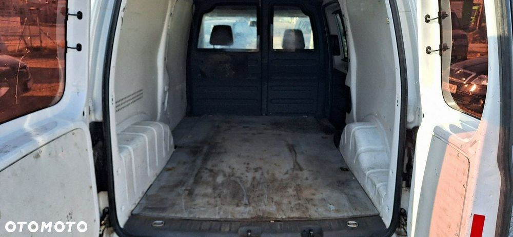 Volkswagen Caddy - 18