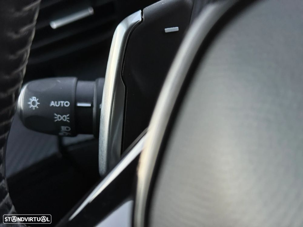 Peugeot 2008 1.2 PureTech Active Pack EAT8 - 6