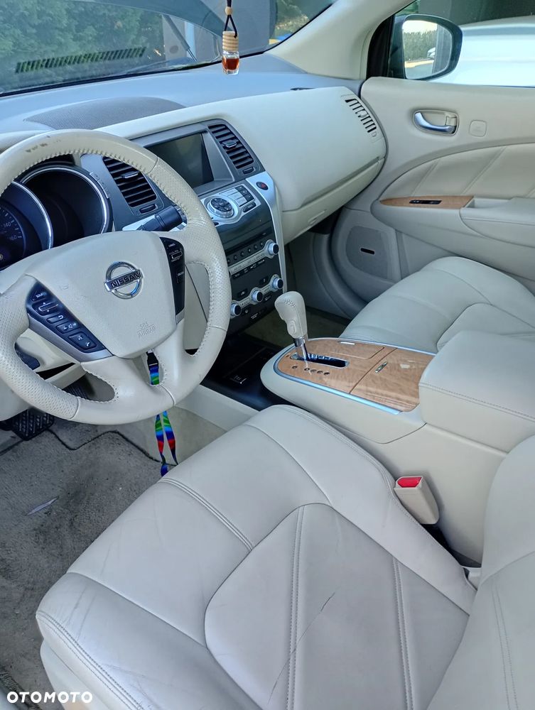 Nissan Murano CVT Executive - 11