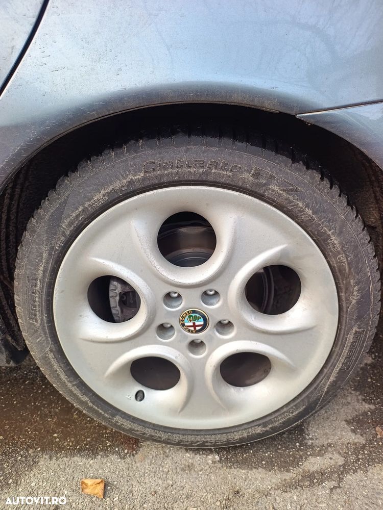 Alfa Romeo 166 - 11