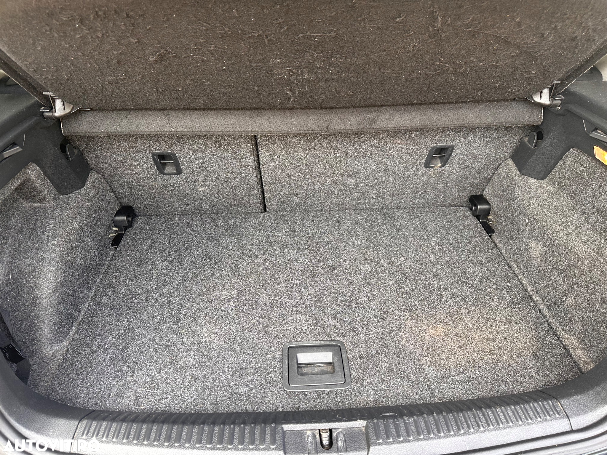 Volkswagen Polo - 9