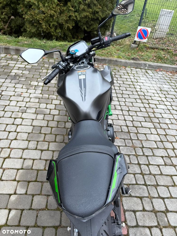 Kawasaki Z 650 - 5