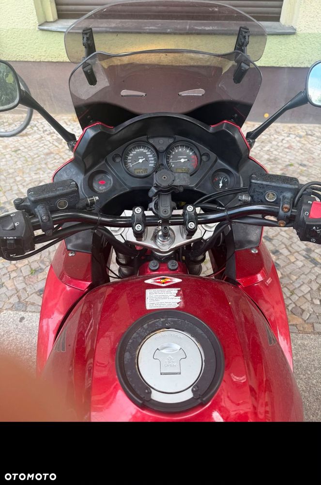 Honda CBF - 2