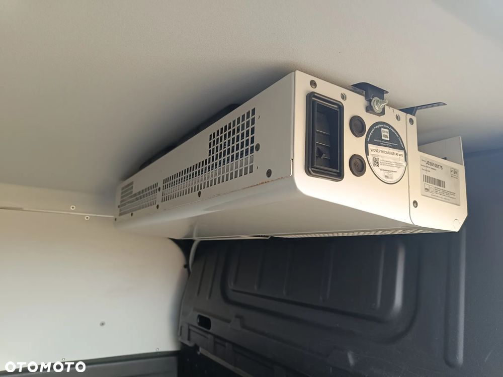 Opel COMBO - 28