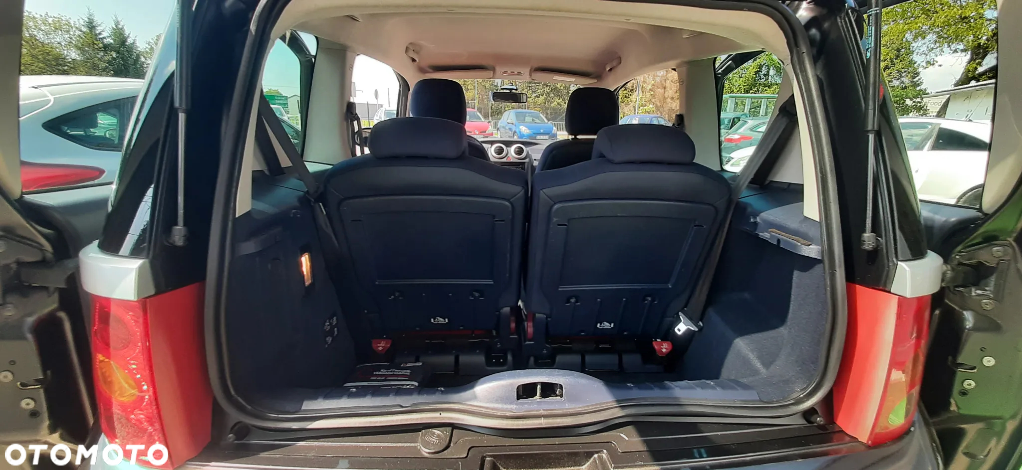 Peugeot 1007 - 29