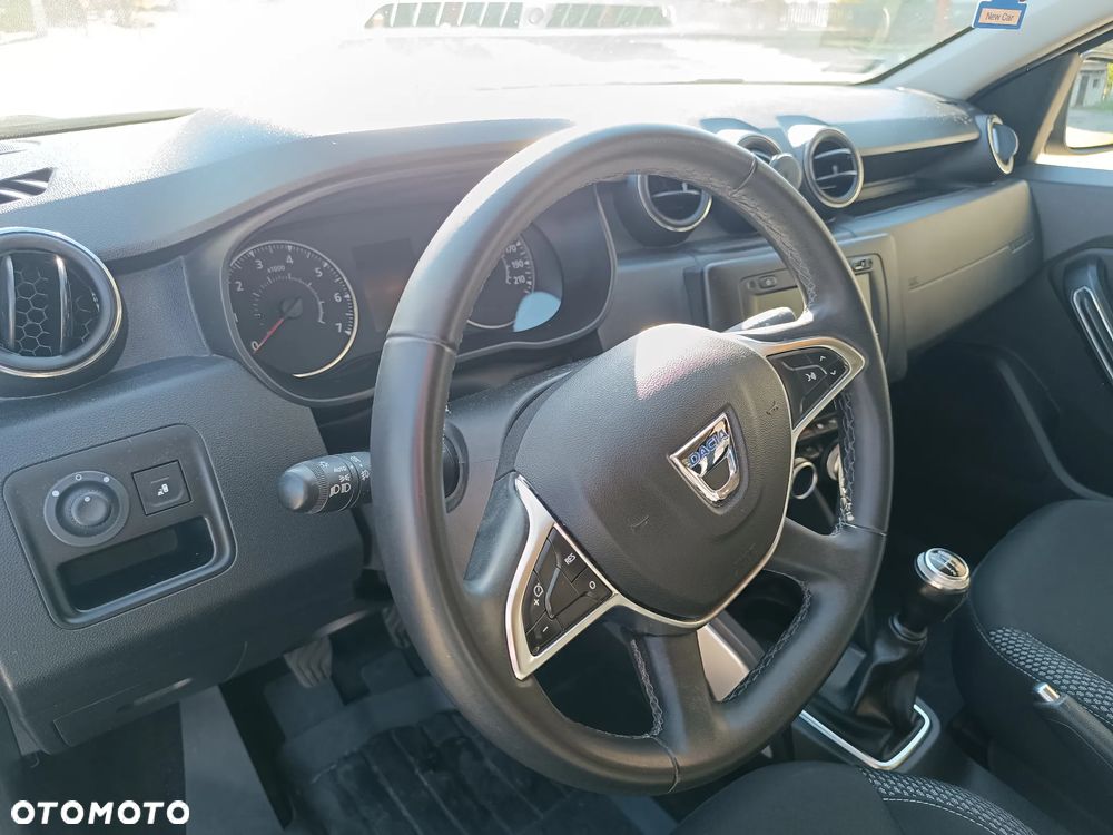 Dacia Duster 1.6 SCe Prestige - 19