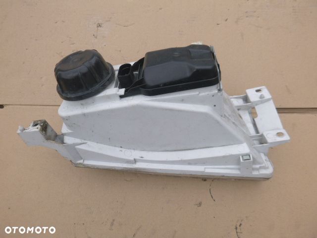 LAMPA LEWY PRZÓD LEWA PRZEDNIA SKODA OCTAVIA I FL - 16