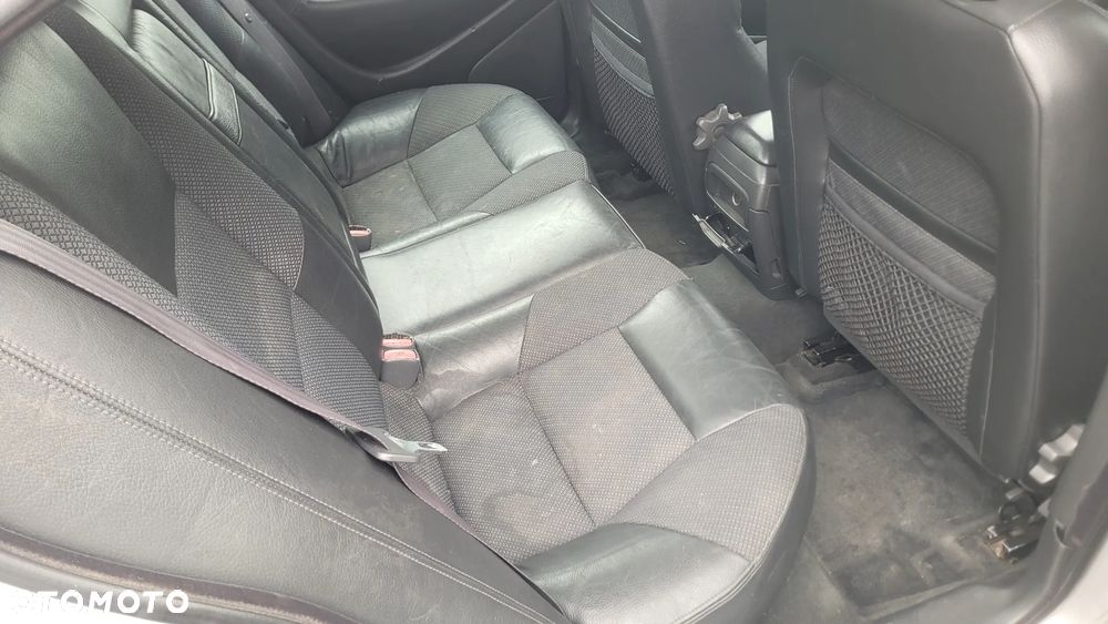 Volvo S60 2.0T Black Edition - 8