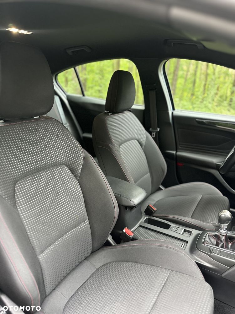 Ford Focus 1.5 EcoBlue SCR ST-Line - 17