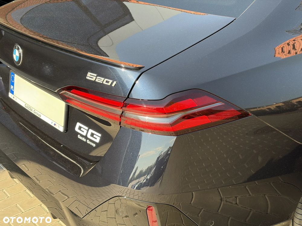 BMW Seria 5 520i mHEV M Sport - 9