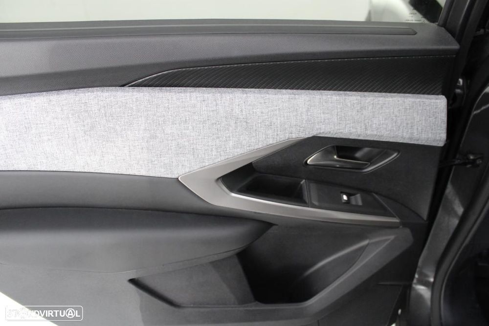 Peugeot E-5008 210 Allure Business - 15