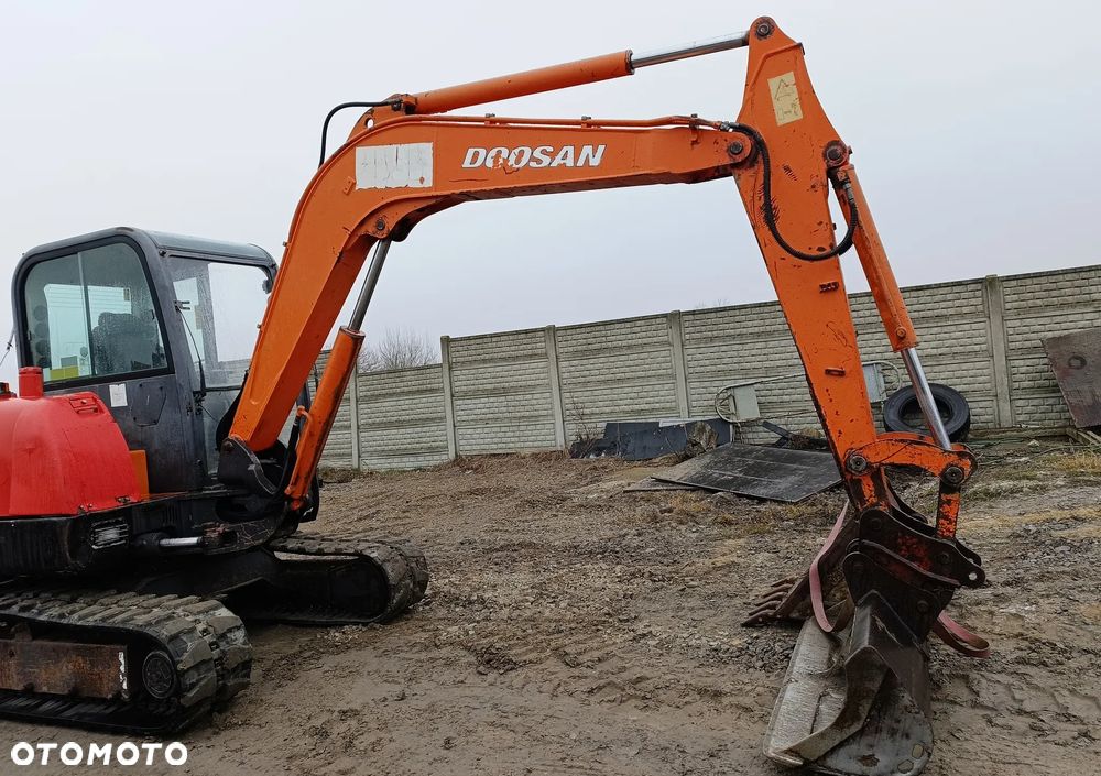 Doosan 55VPlus - 3