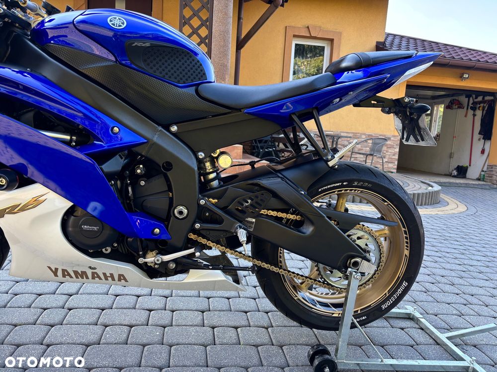 Yamaha R6 - 7