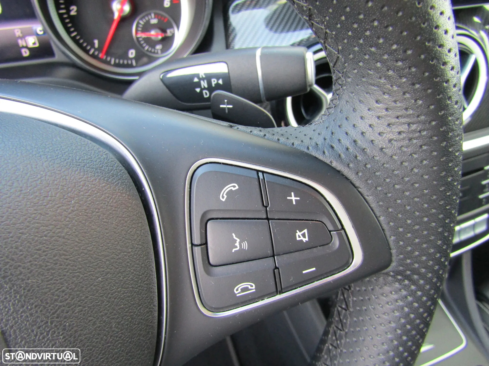 Mercedes-Benz CLA 200 d Shooting Brake AMG Line Aut. - 14