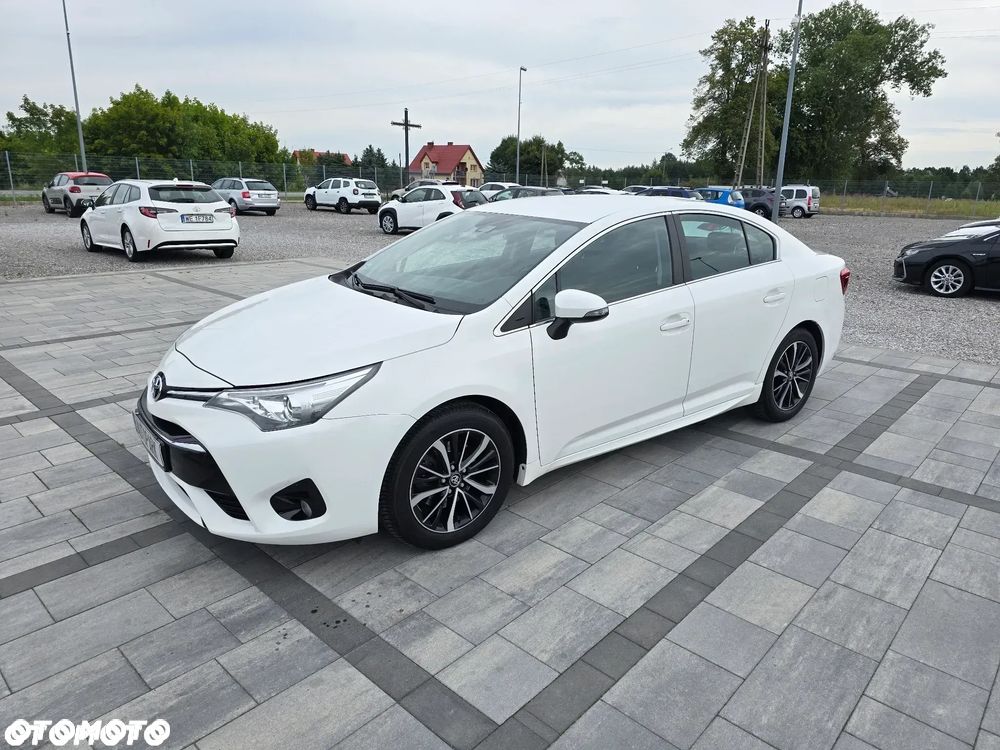 Toyota Avensis 2.0 D-4D Premium - 7