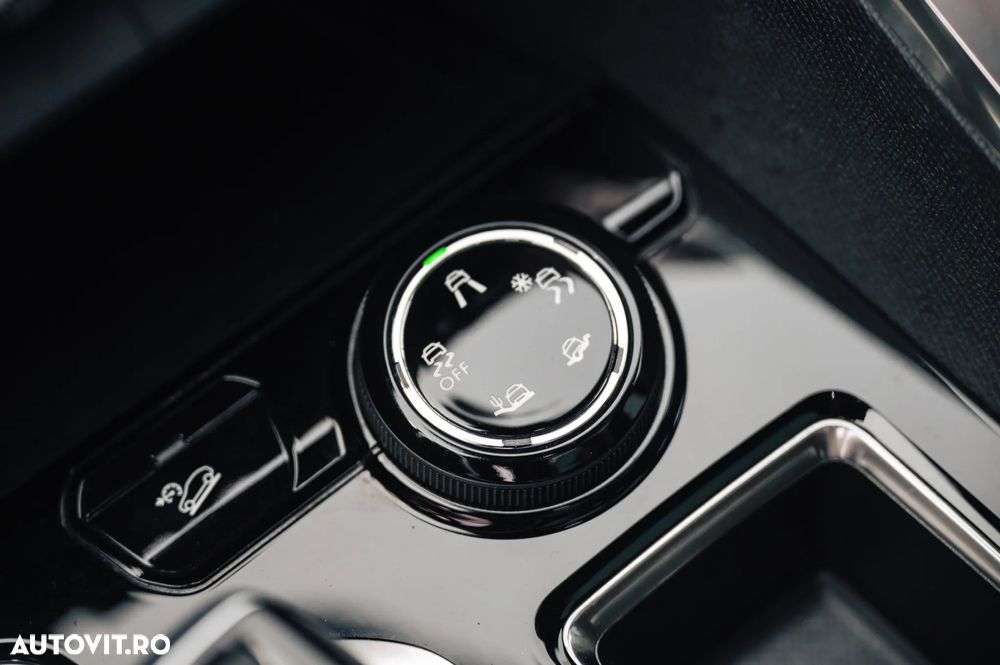 Peugeot 3008 PureTech 130 Stop & Start GPF EAT8 Allure - 24