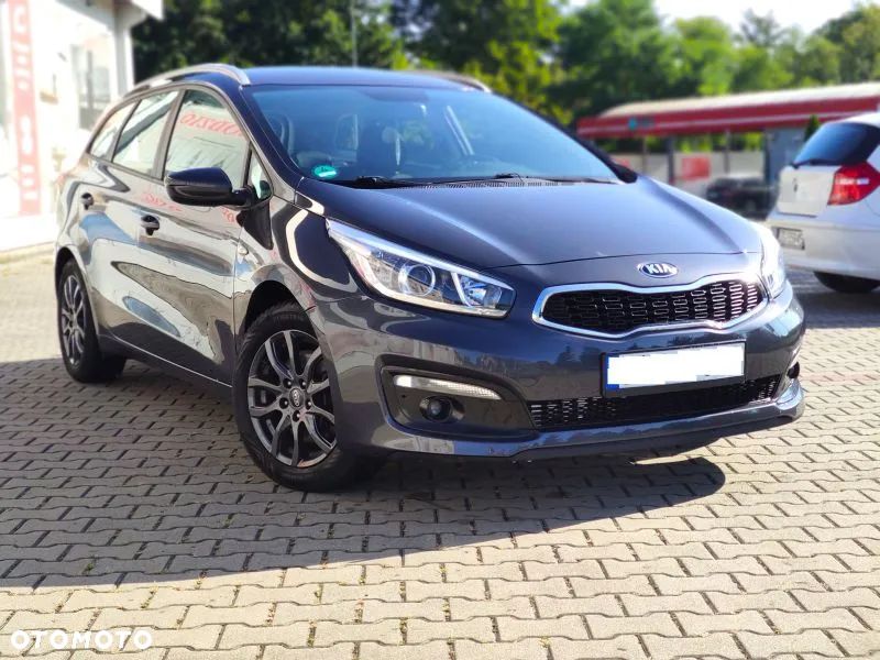Kia Ceed 1.4 CVVT Dream Team Edition - 3
