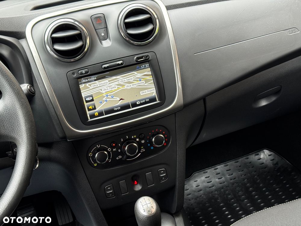 Dacia Sandero 1.2 16V Laureate - 13