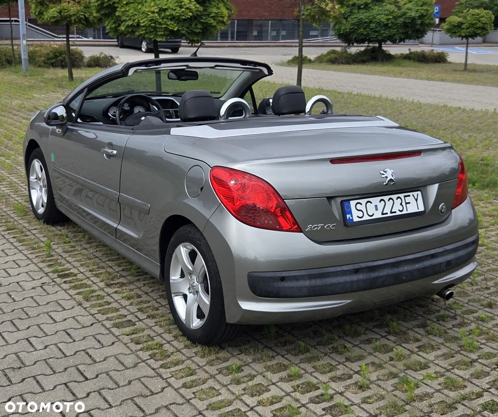 Peugeot 207 CC - 23