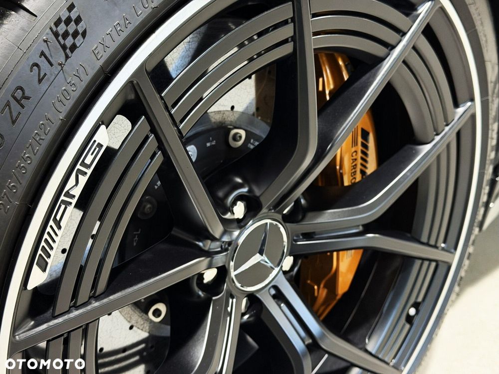 Mercedes-Benz AMG GT - 18