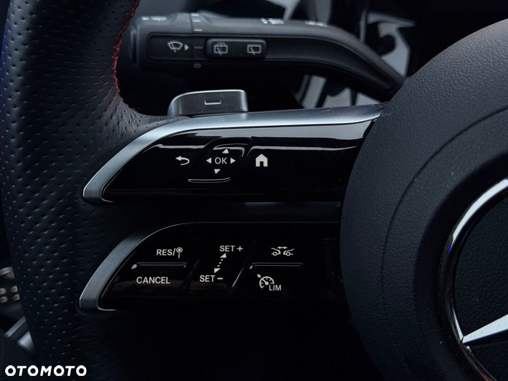 Mercedes-Benz GLA 200 AMG Line - 15