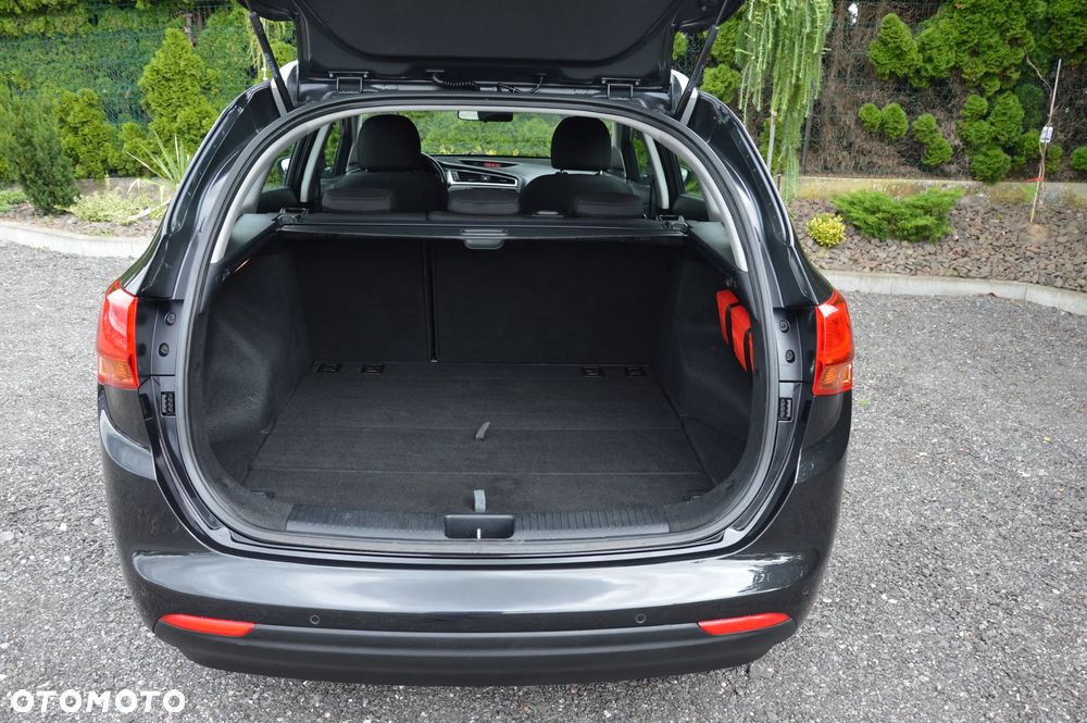 Kia Ceed - 22