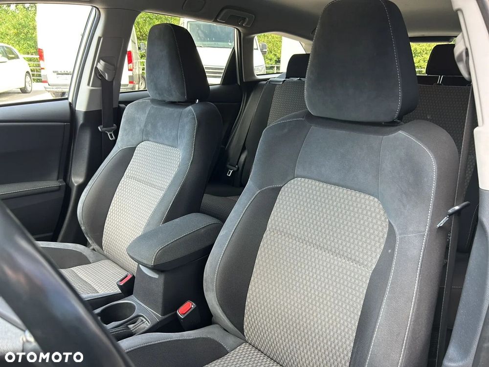 Toyota Auris - 8