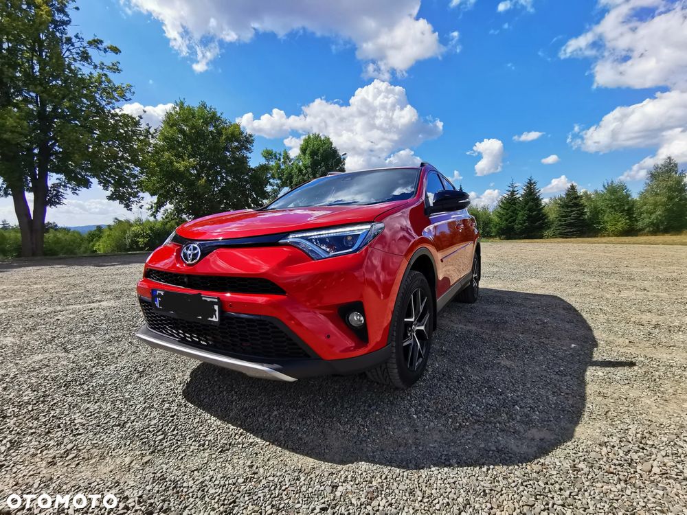 Toyota RAV4 - 1