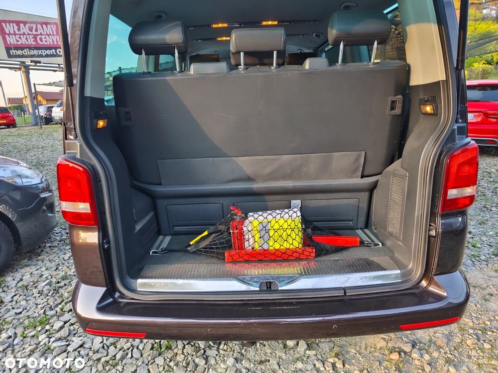 Volkswagen Multivan - 17