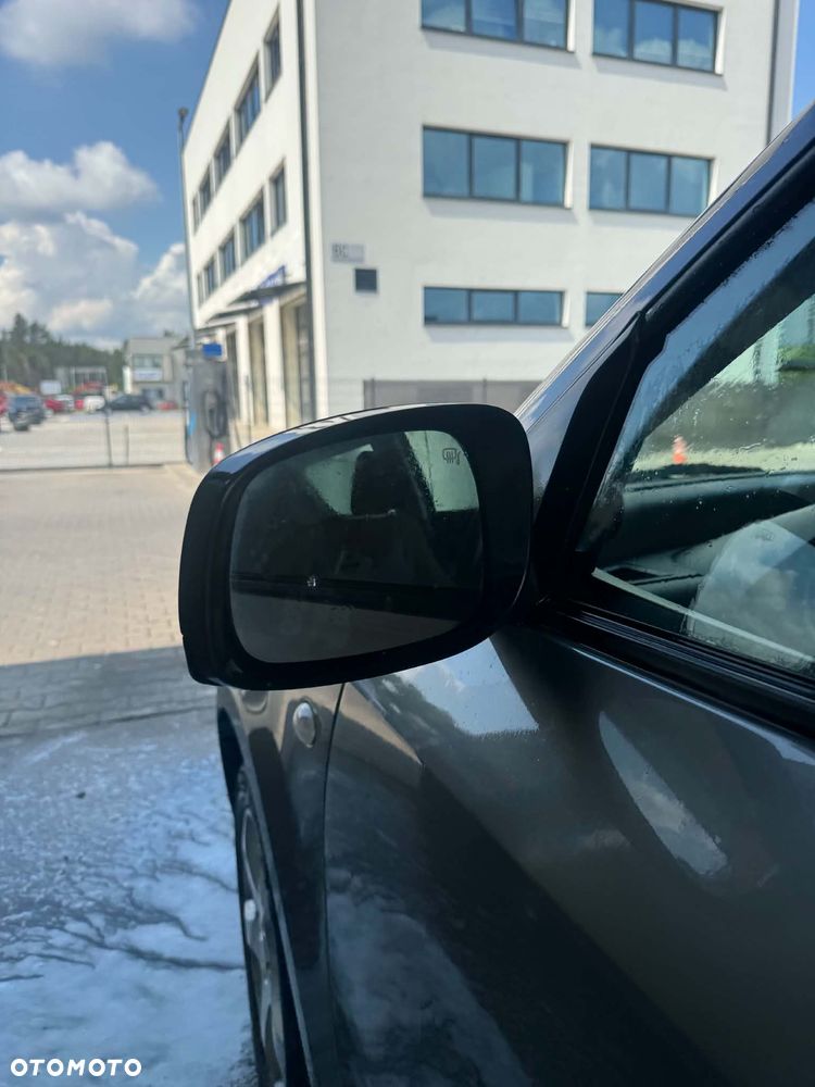 Suzuki Swift 1.3 GC - 9