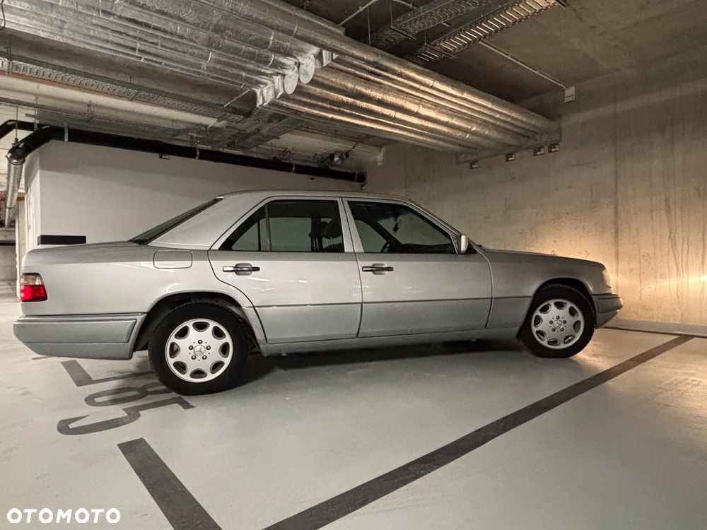 Mercedes-Benz Klasa E - 3