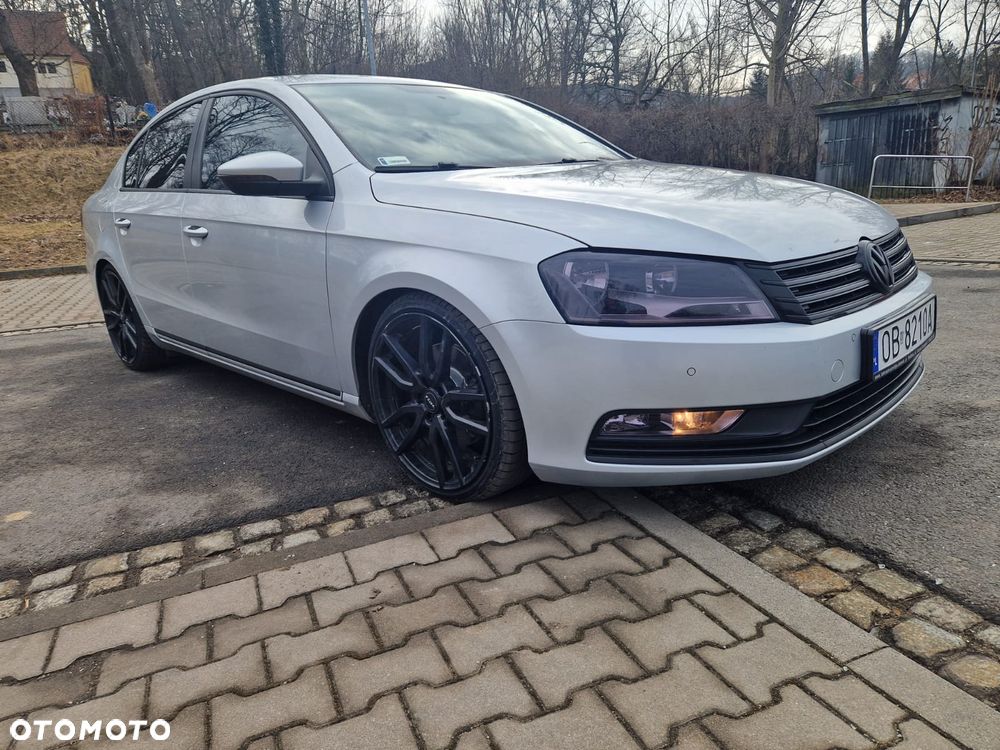 Volkswagen Passat 1.8 TSI Trendline - 1