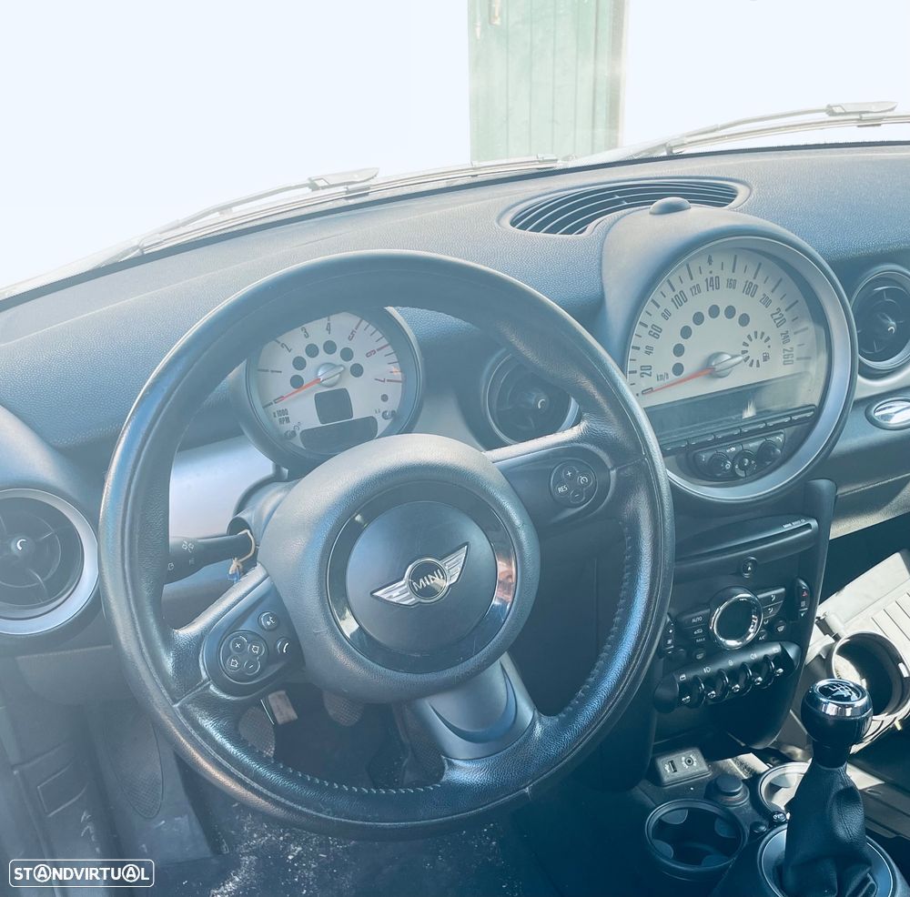 MINI Coupé Cooper SD - 12