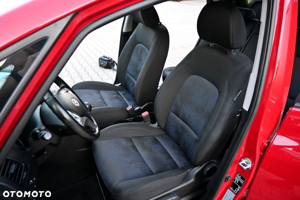 Hyundai ix20 1.4 blue Comfort - 36