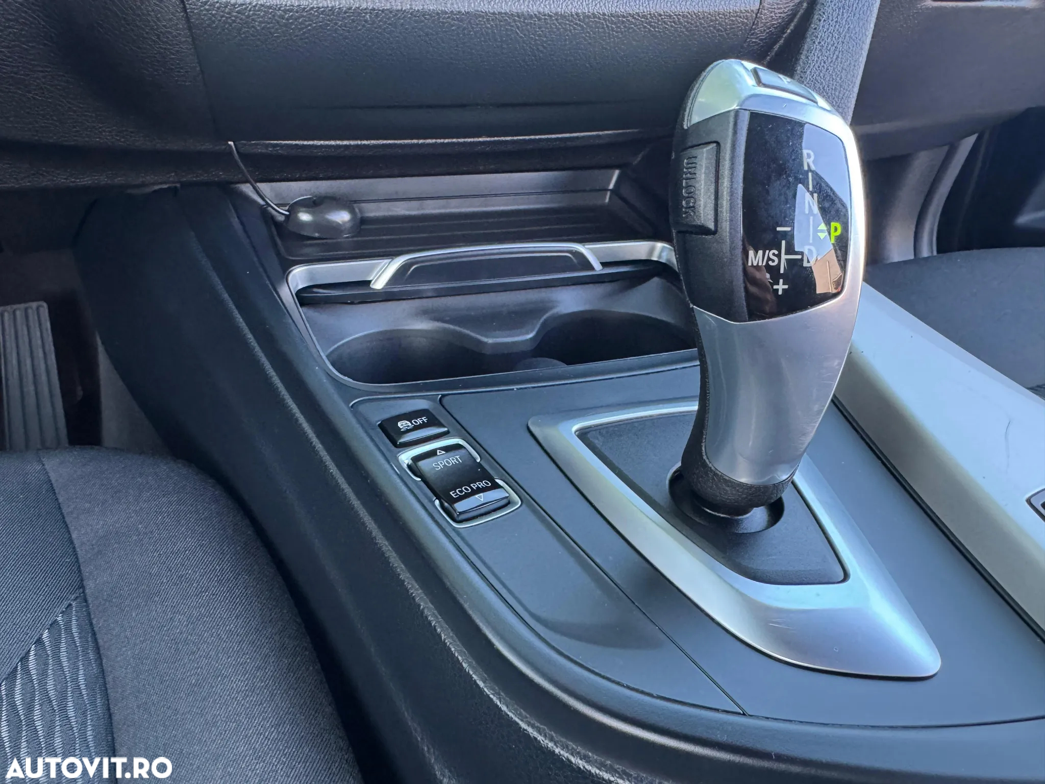 BMW Seria 3 318i Aut. Advantage - 7