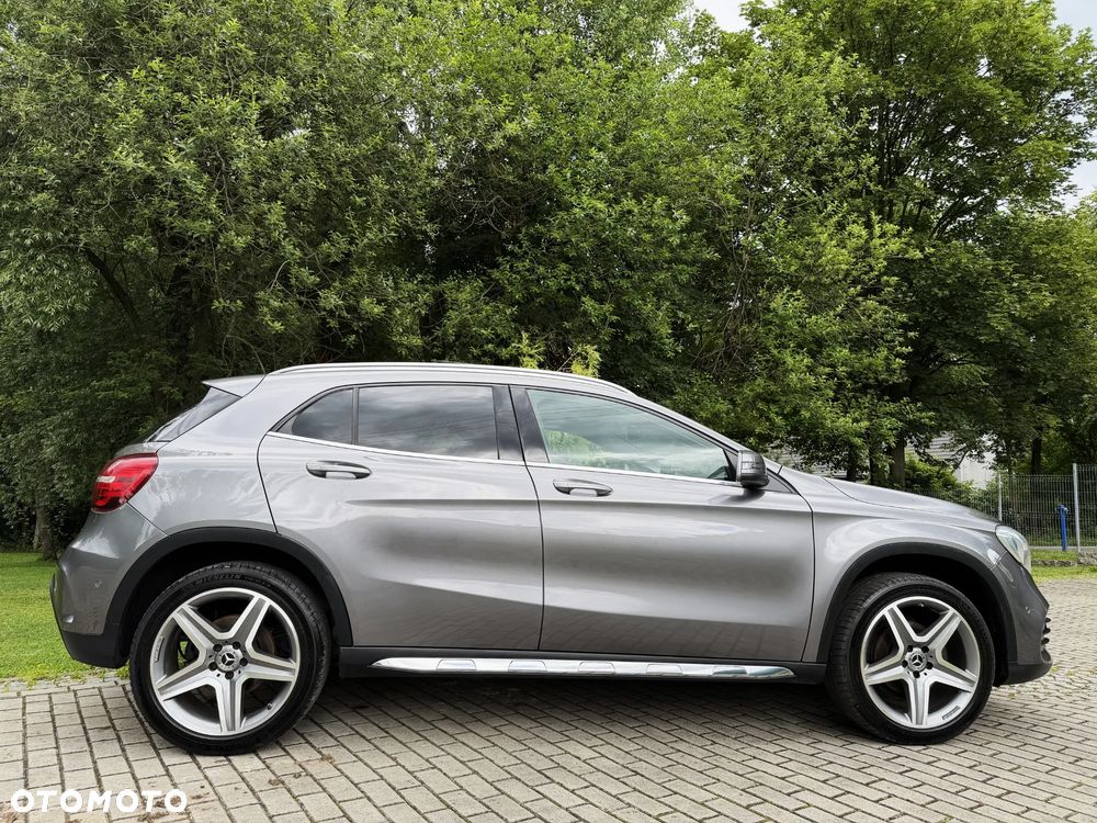 Mercedes-Benz GLA 200 7G-DCT AMG Line - 5