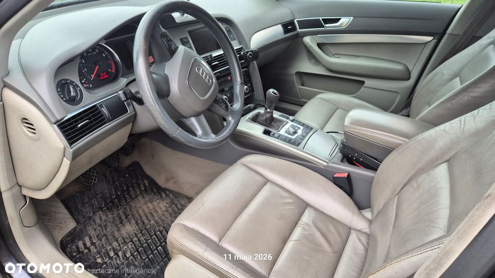 Audi A6 Avant 2.4 - 14