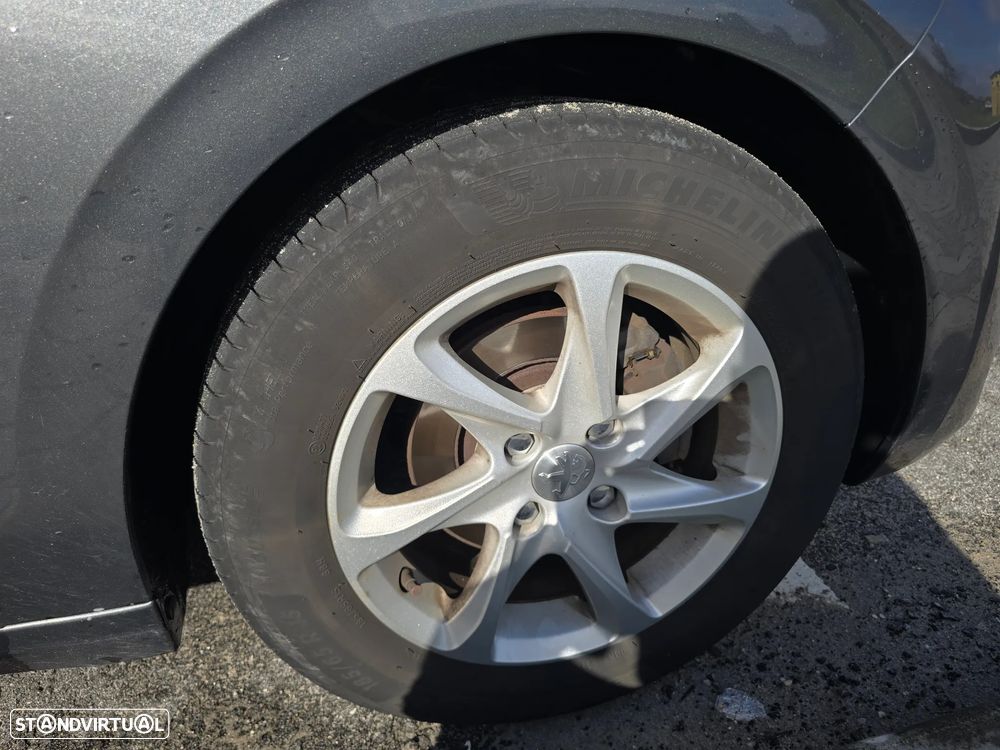 Peugeot 208 1.6 BlueHDi Active - 26