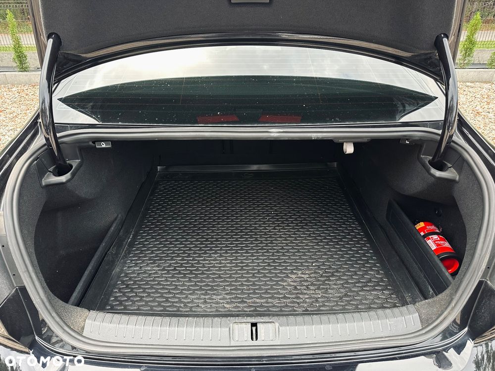 Volkswagen Passat 1.8 TSI BMT Highline DSG - 25