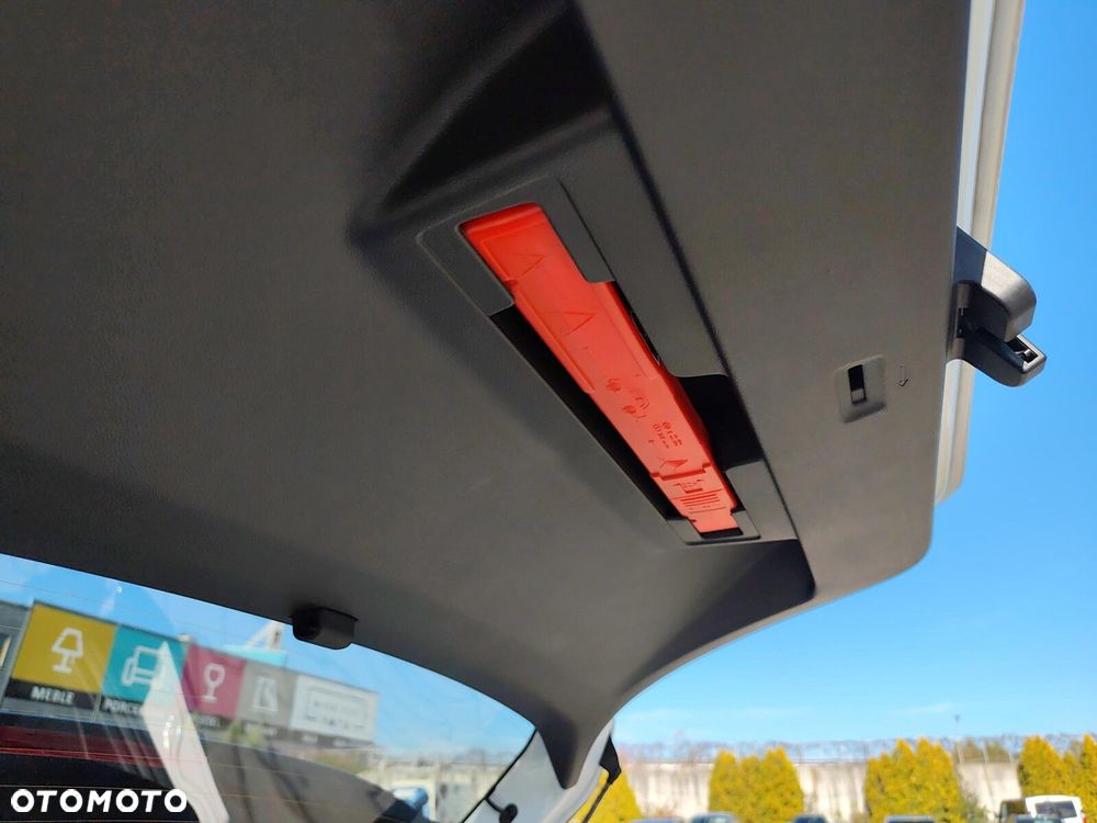 Volkswagen T-Cross 1.0 TSI Style DSG - 32