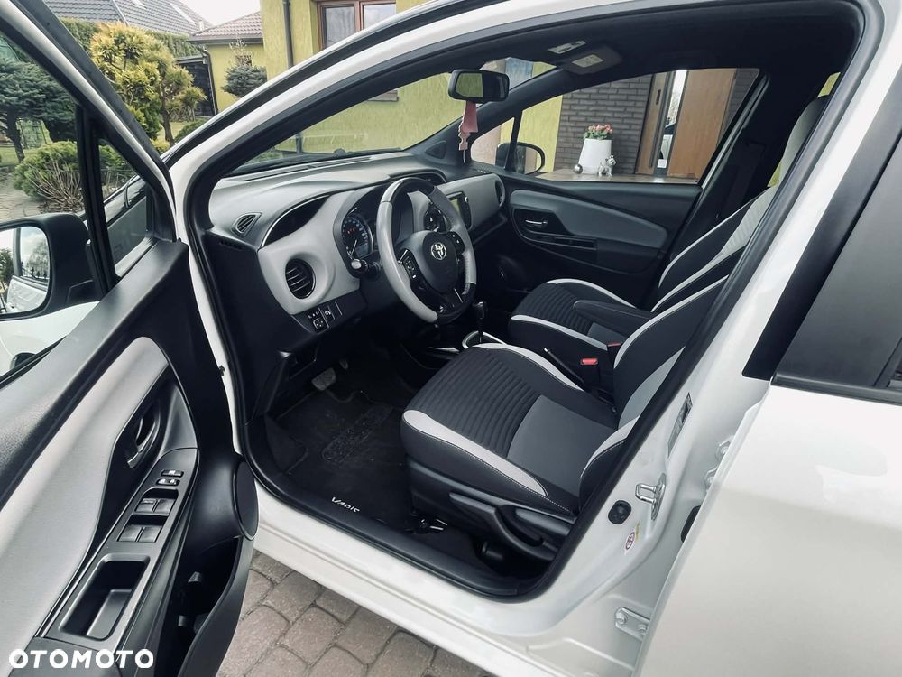 Toyota Yaris - 8
